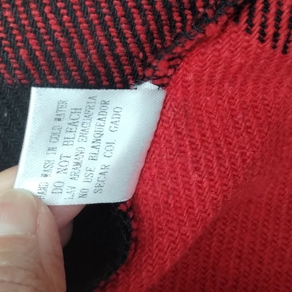 ETWO women's medium red/black plaid big collar vest w/pockets - Picture 9 of 9